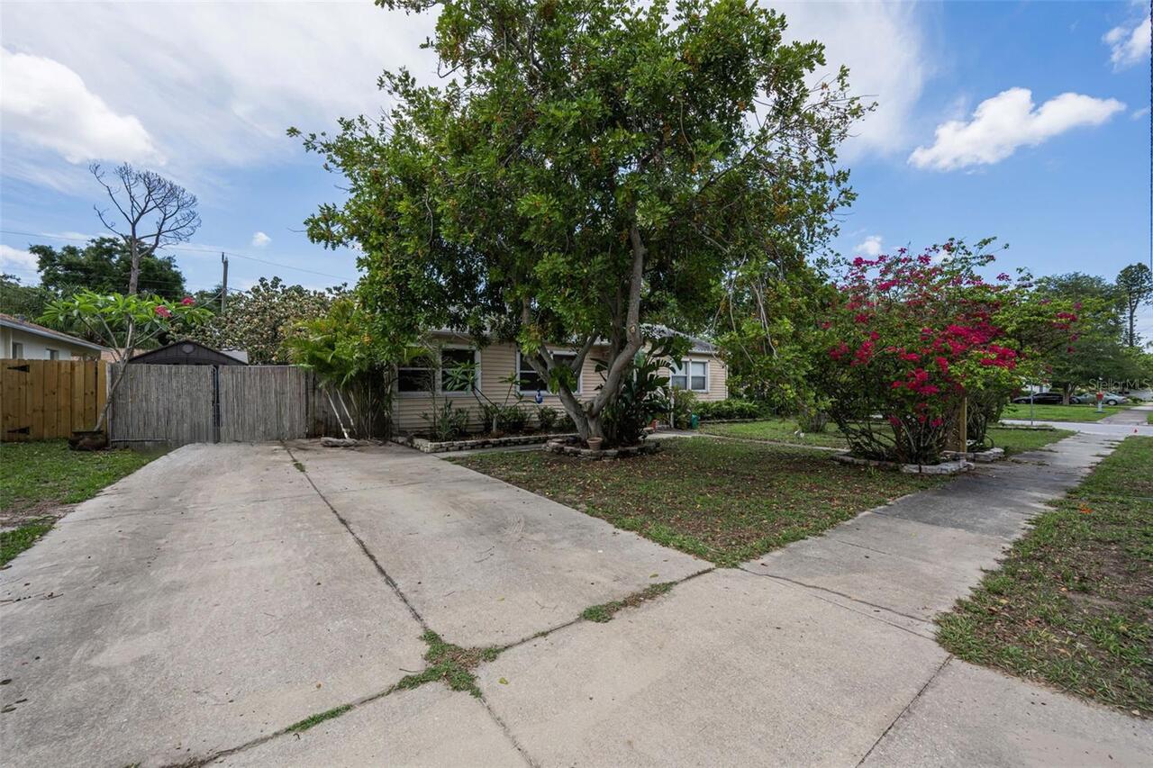 Listing Photo 42