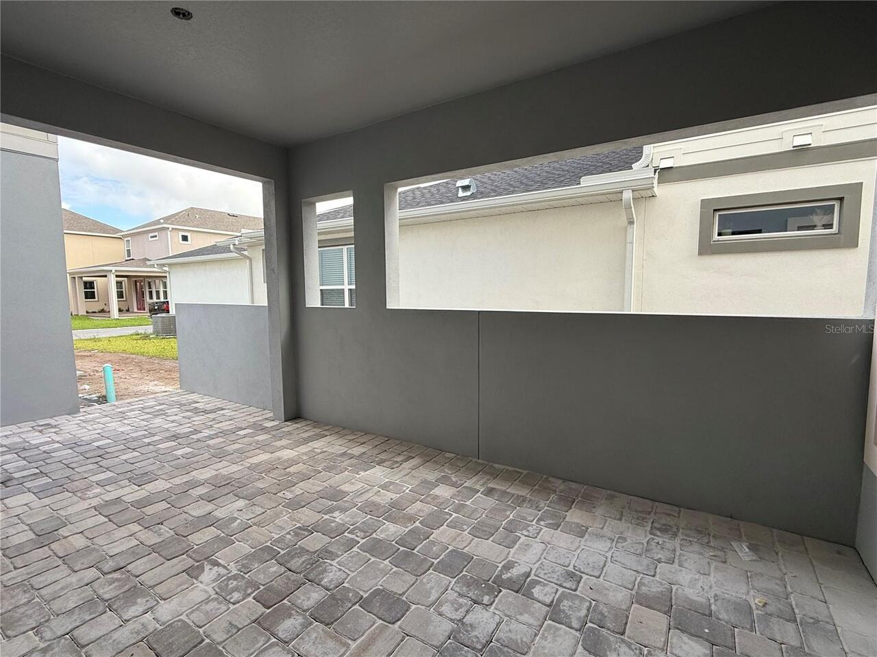 Listing Photo 8
