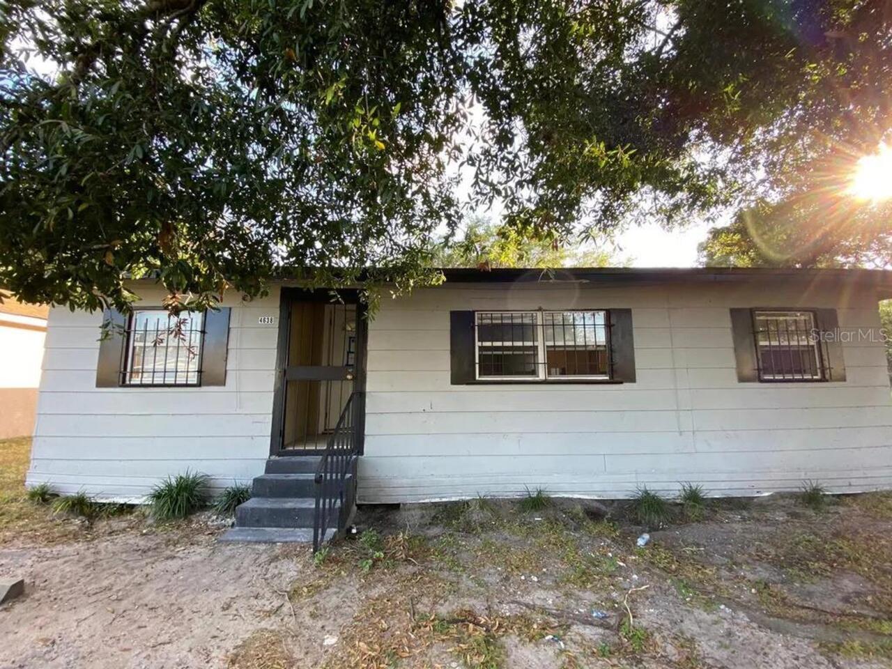 6BR, Residential Lease, 1BA, $1,700
Read More