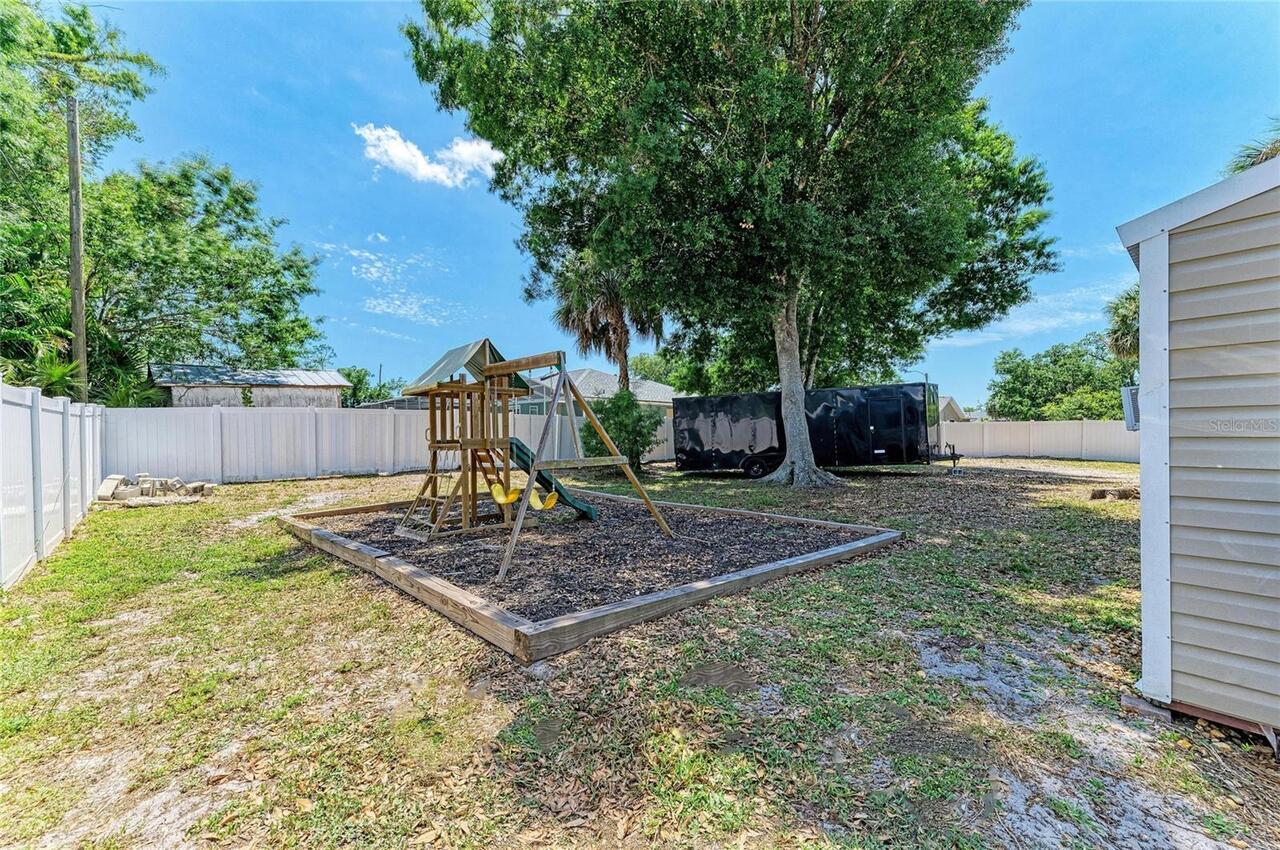 Listing Photo 34