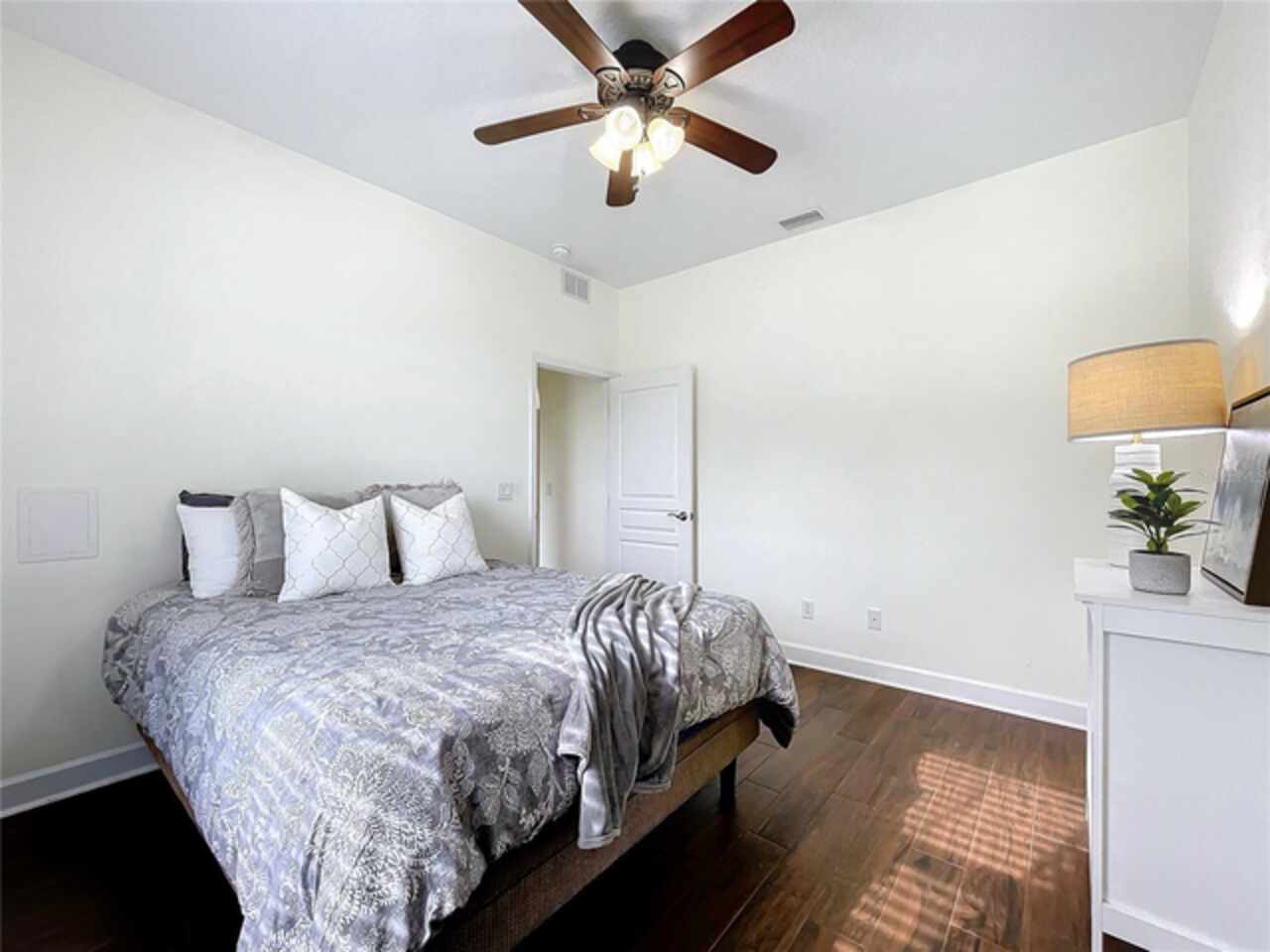 Listing Photo 52