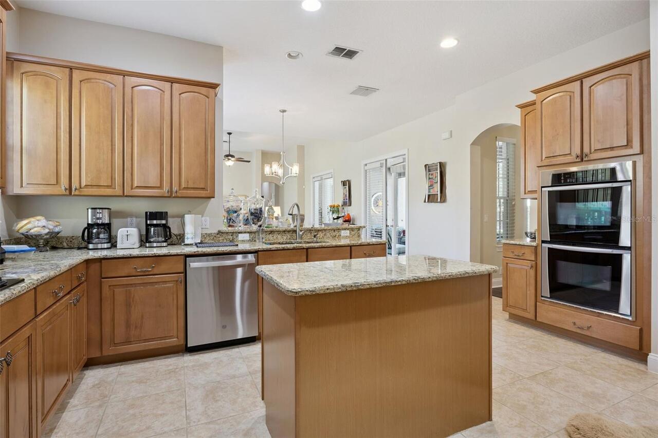 Listing Photo 14