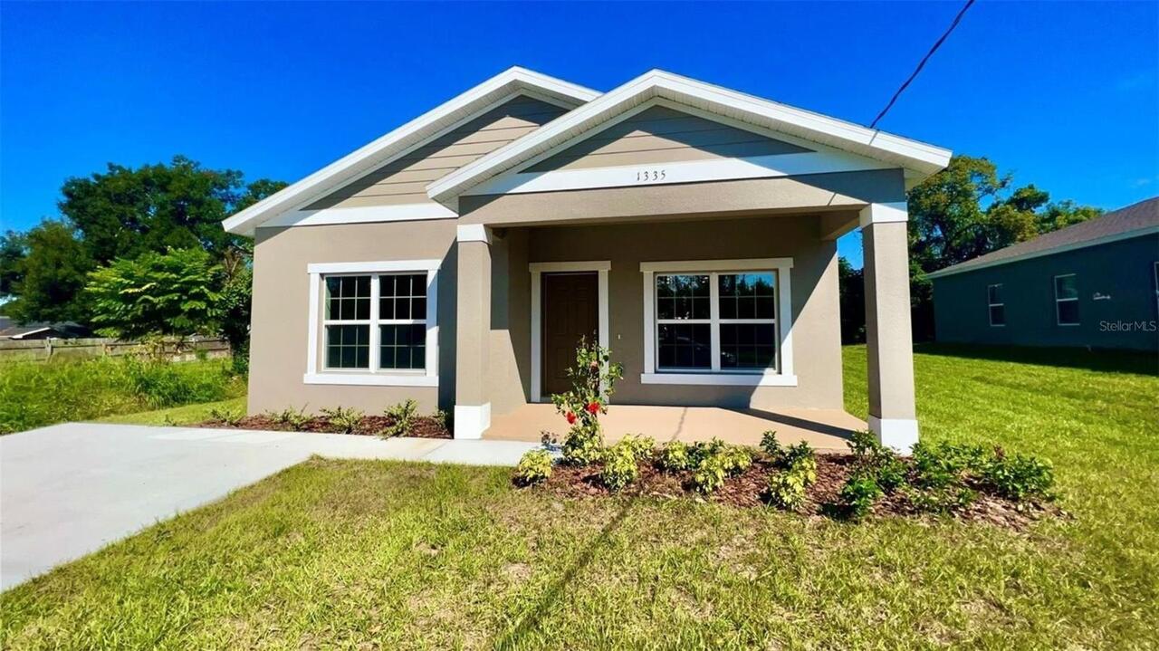 3BR, Residential Lease, 2BA, $1,800
Read More