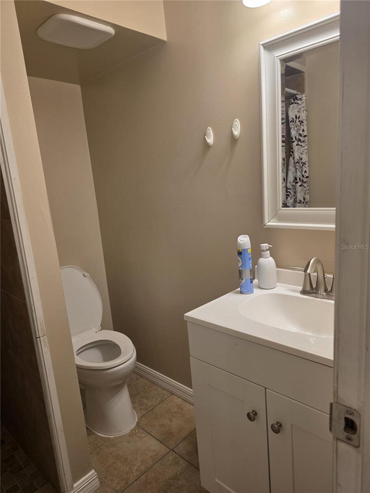 Listing Photo 6