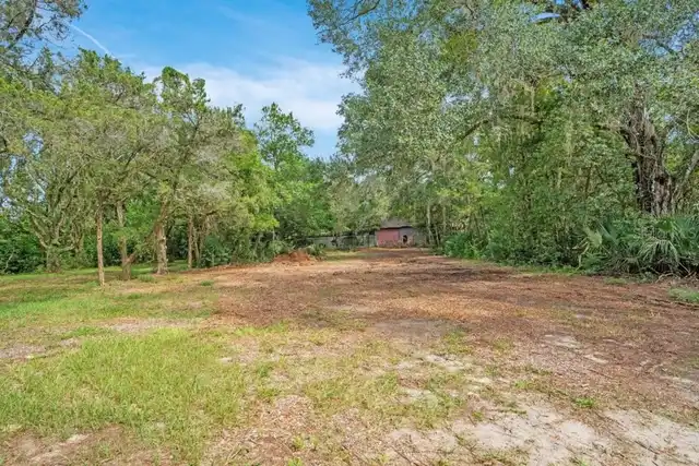 Listing Photo 35