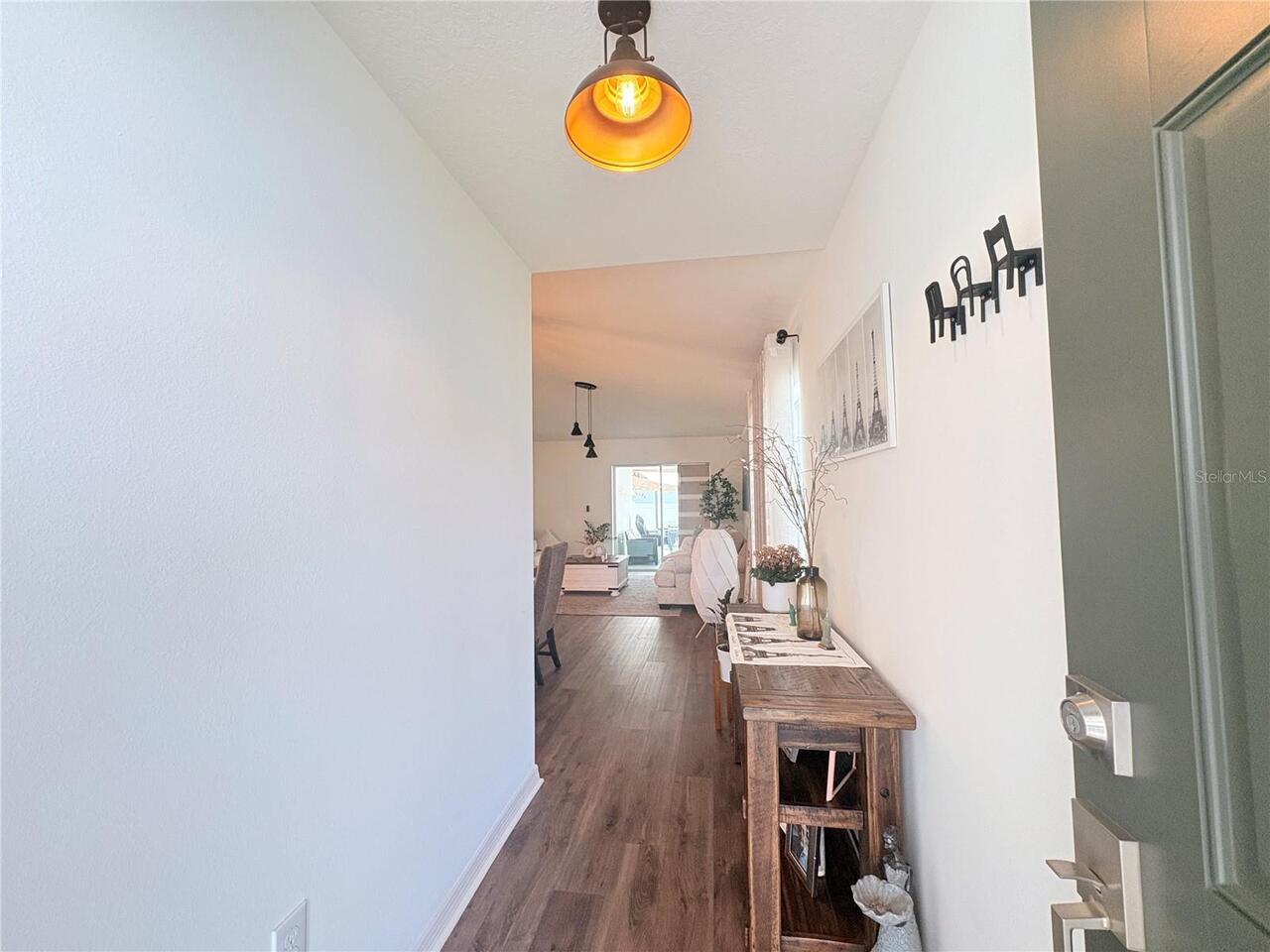 Listing Photo 8