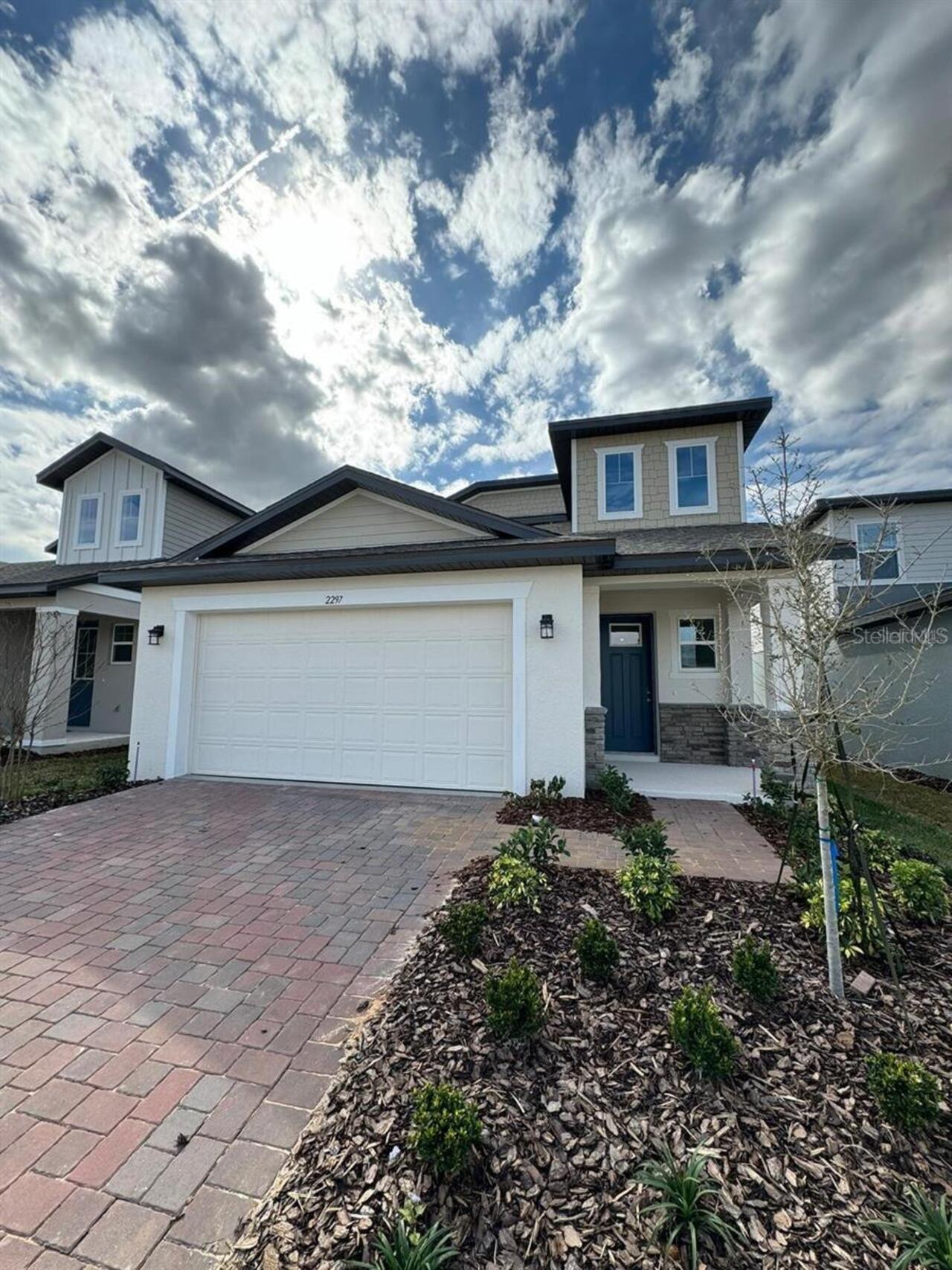 Minneola Real Estate