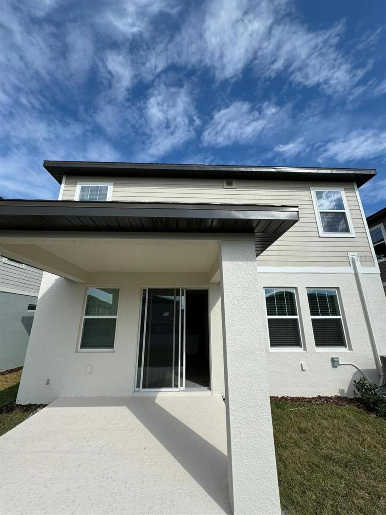 Listing Photo 12