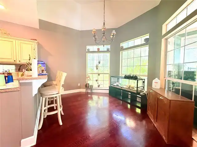 Listing Photo 13
