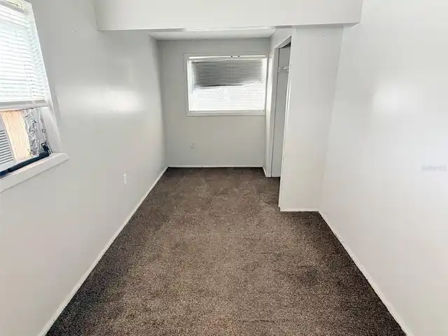 Listing Photo 8