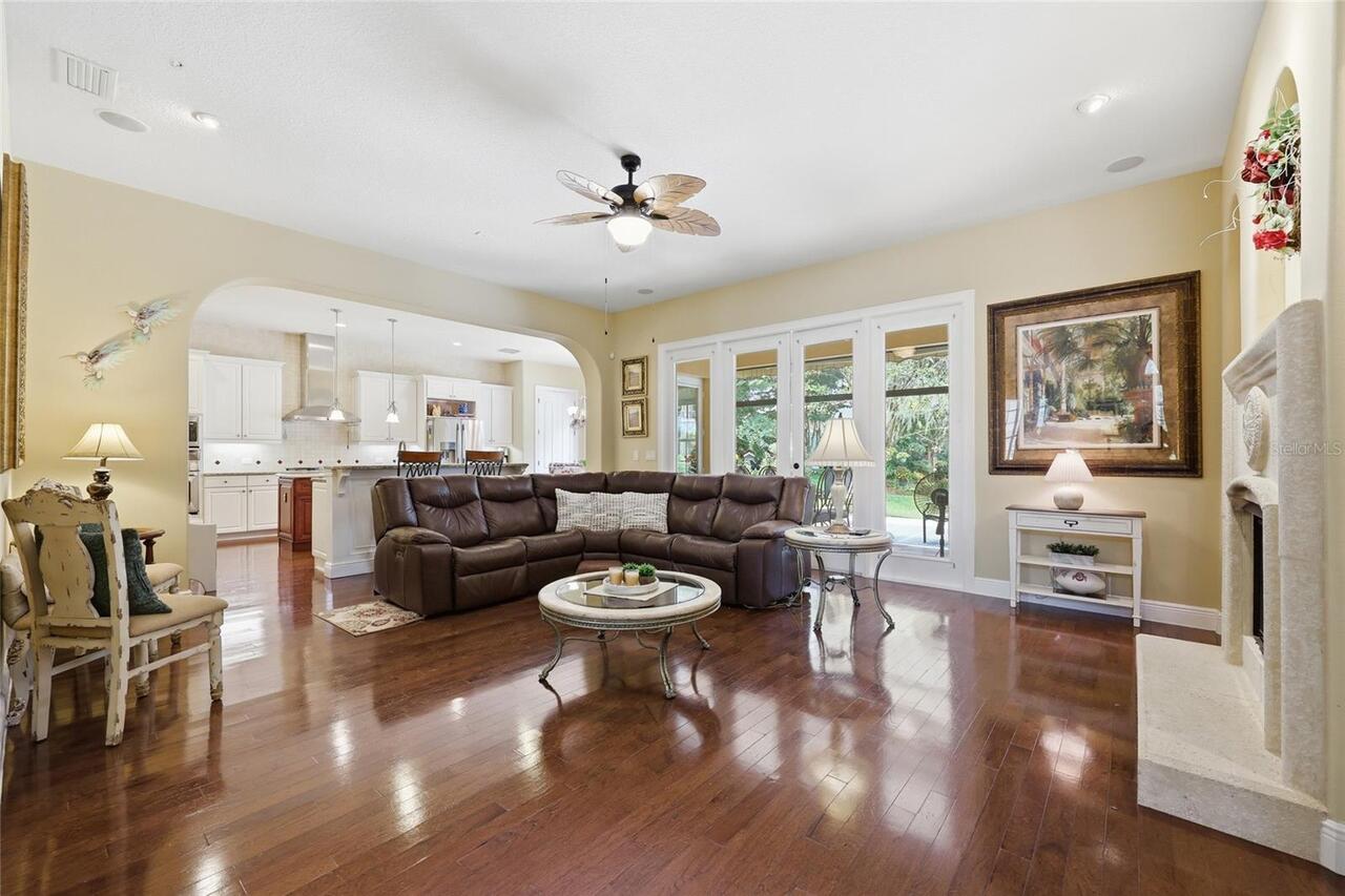 Listing Photo 16