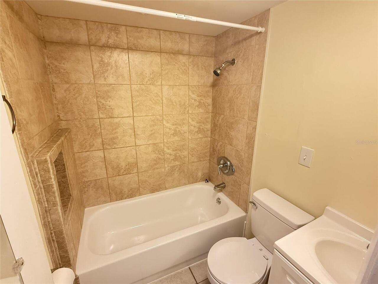 Listing Photo 8