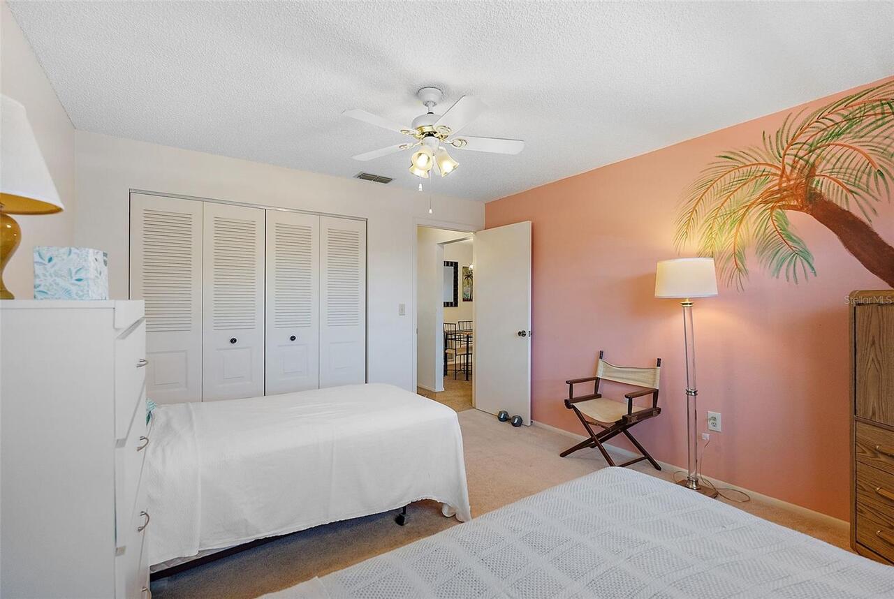 Listing Photo 17