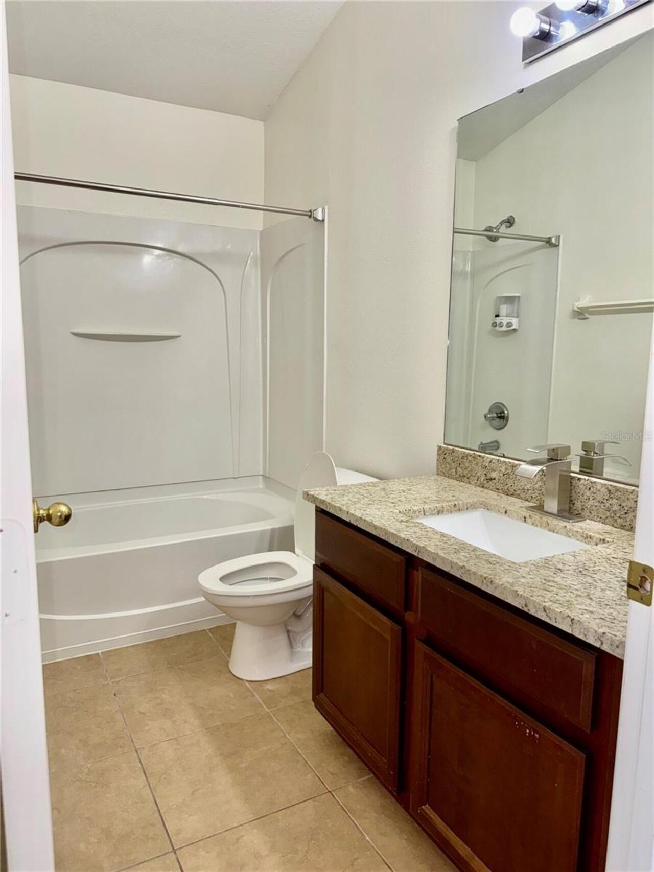 Listing Photo 15
