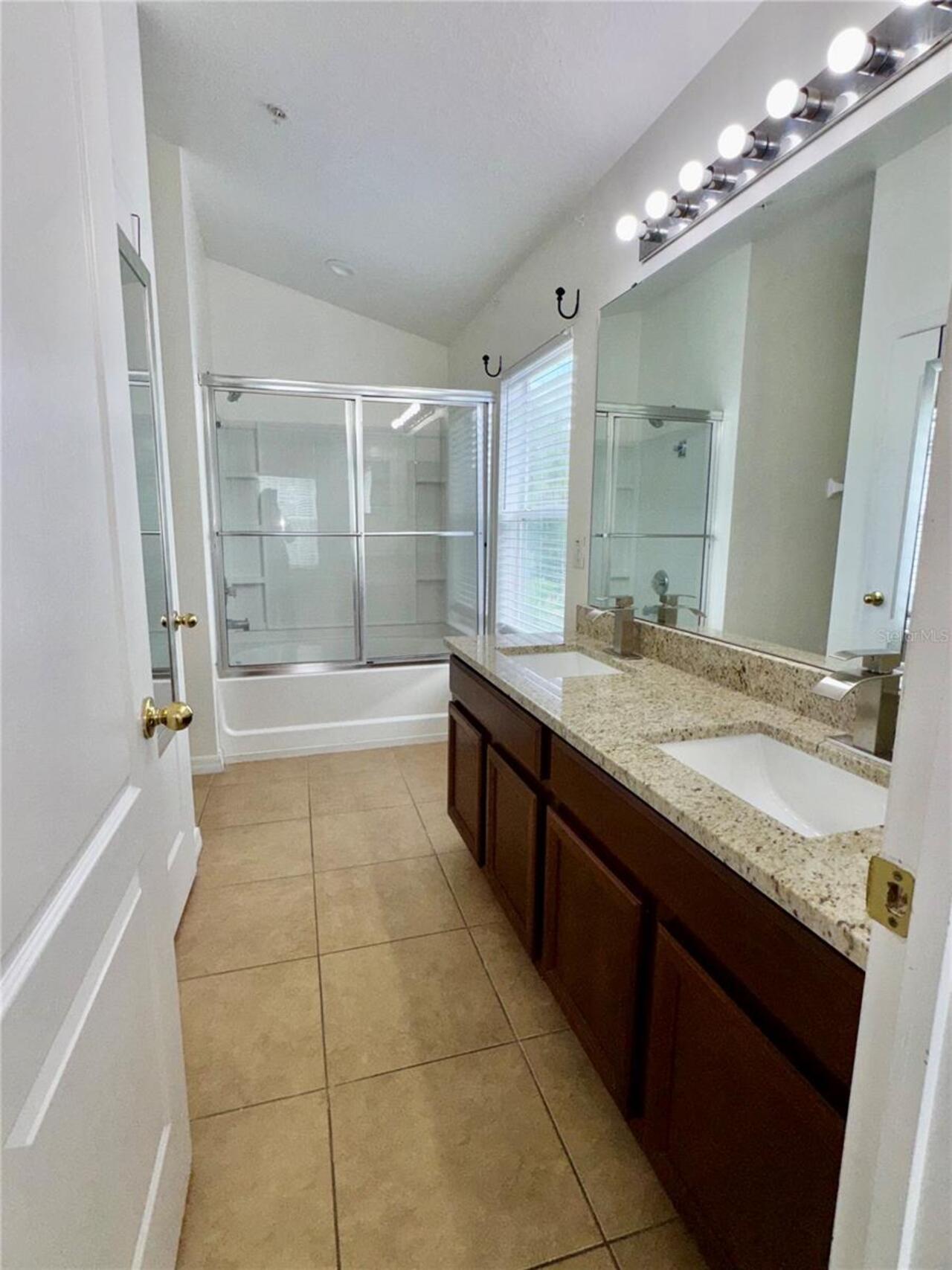 Listing Photo 20