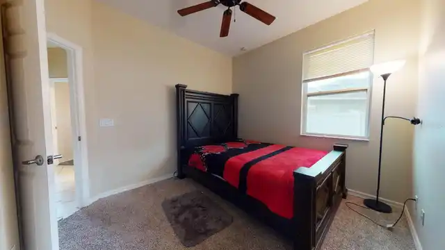 Listing Photo 9