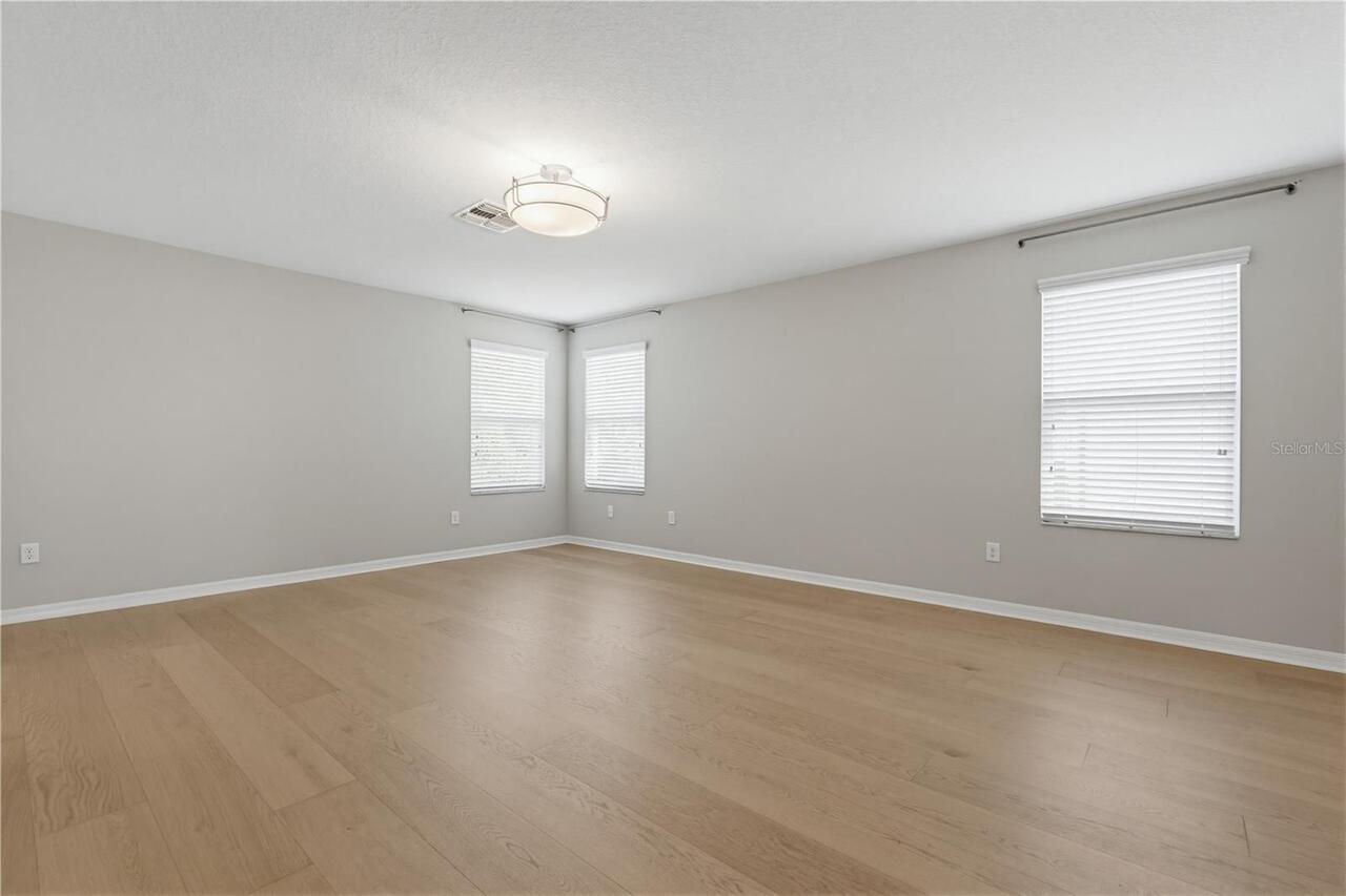 Listing Photo 38