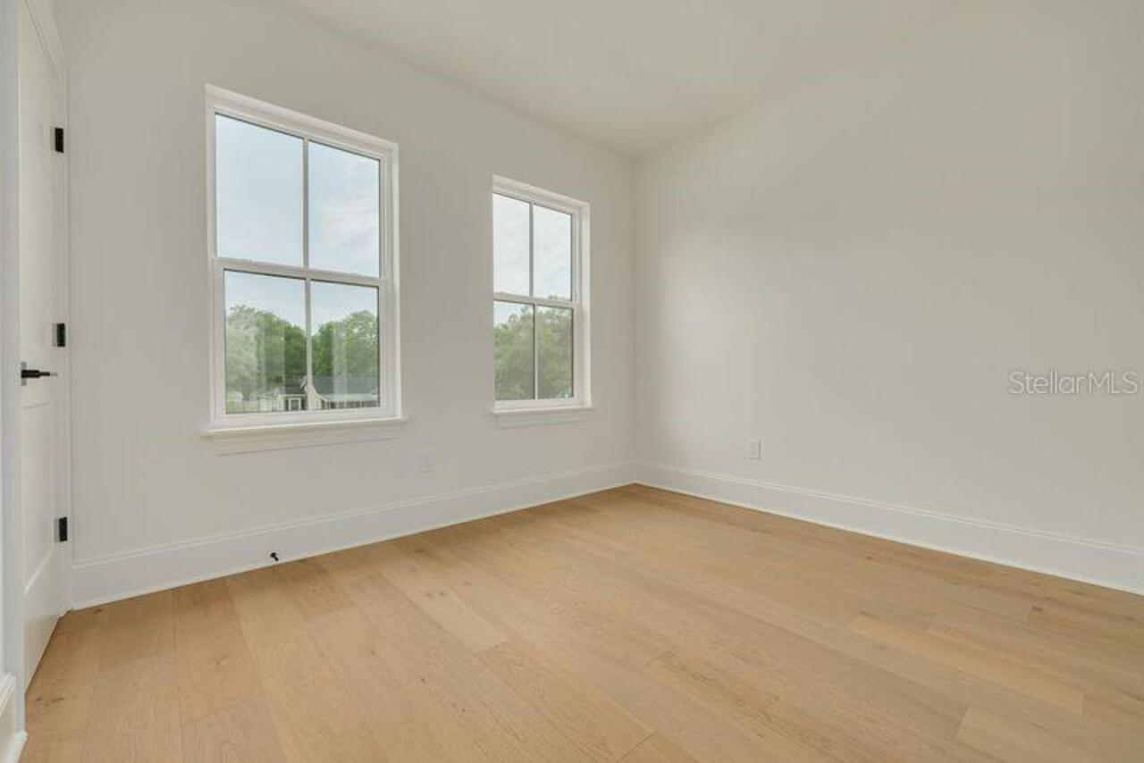 Listing Photo 23