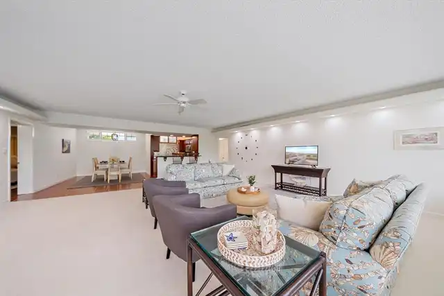 Listing Photo 19