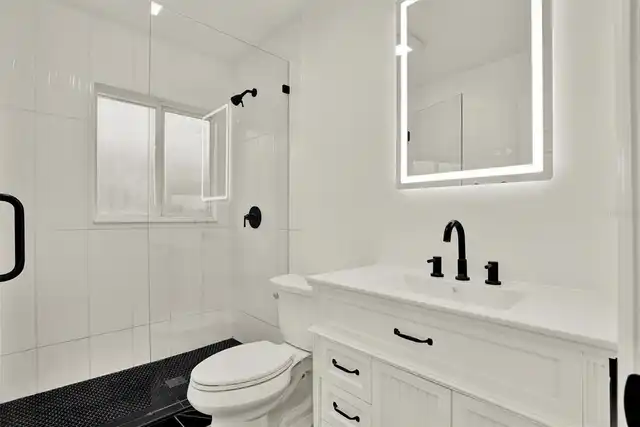Listing Photo 11