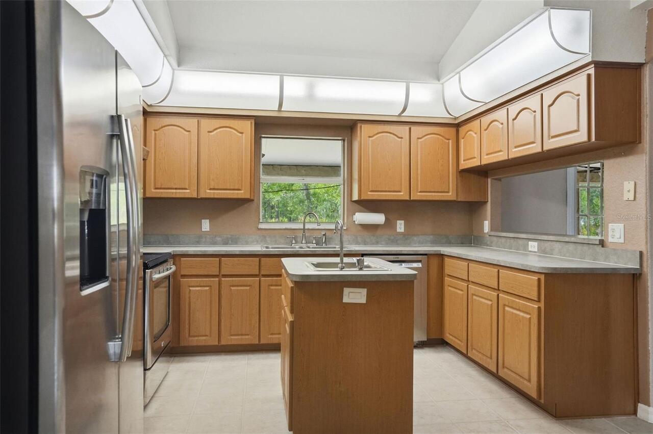 Listing Photo 17