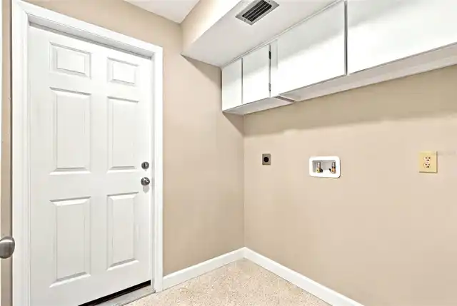 Listing Photo 37
