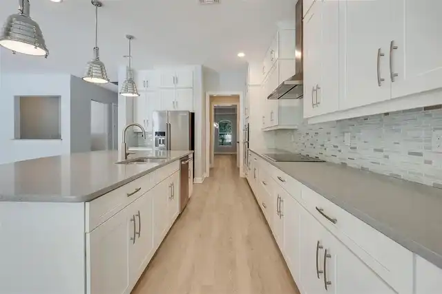 Listing Photo 19