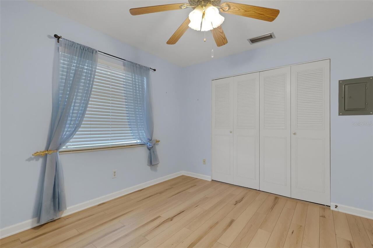 Listing Photo 15