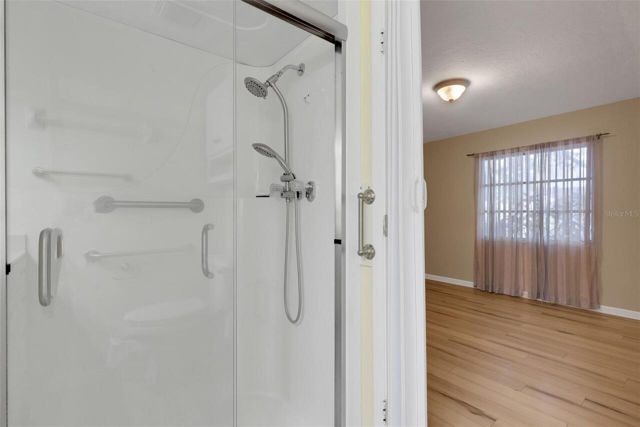Listing Photo 23