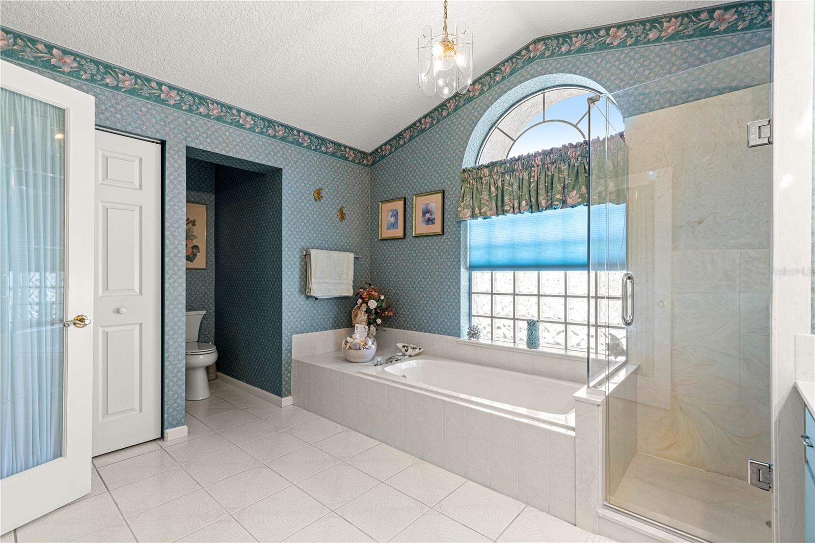 Listing Photo 15