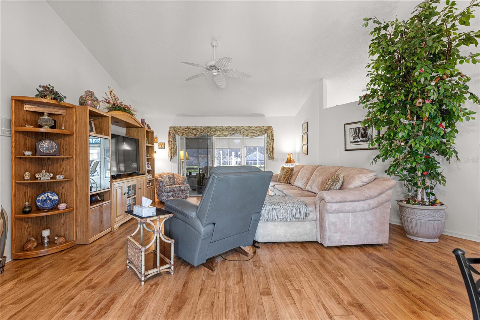 Listing Photo 19
