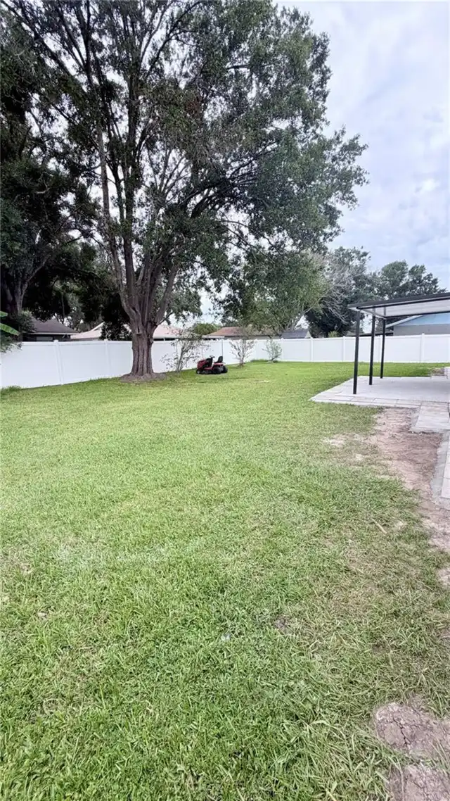 Listing Photo 17