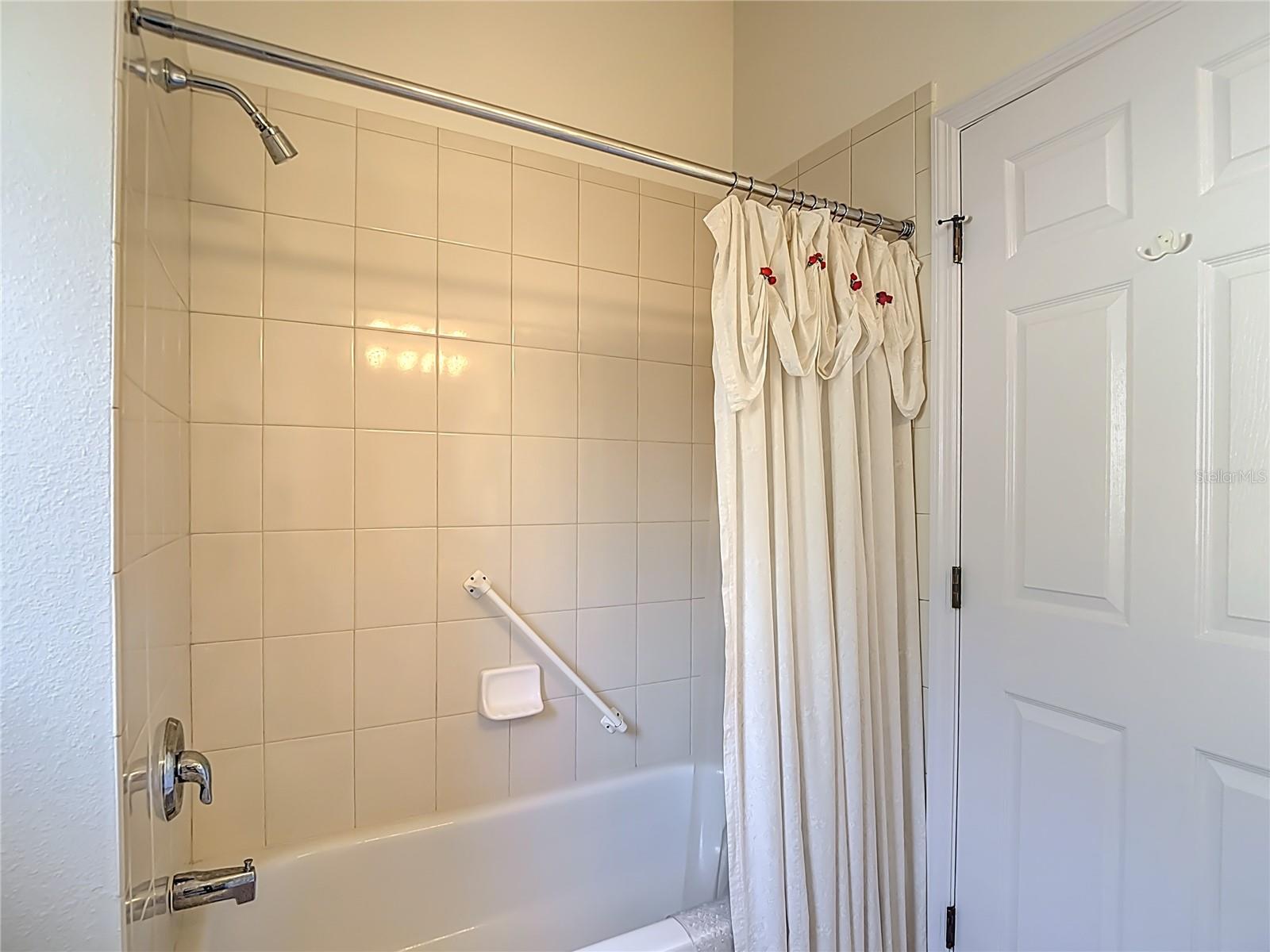 Listing Photo 17