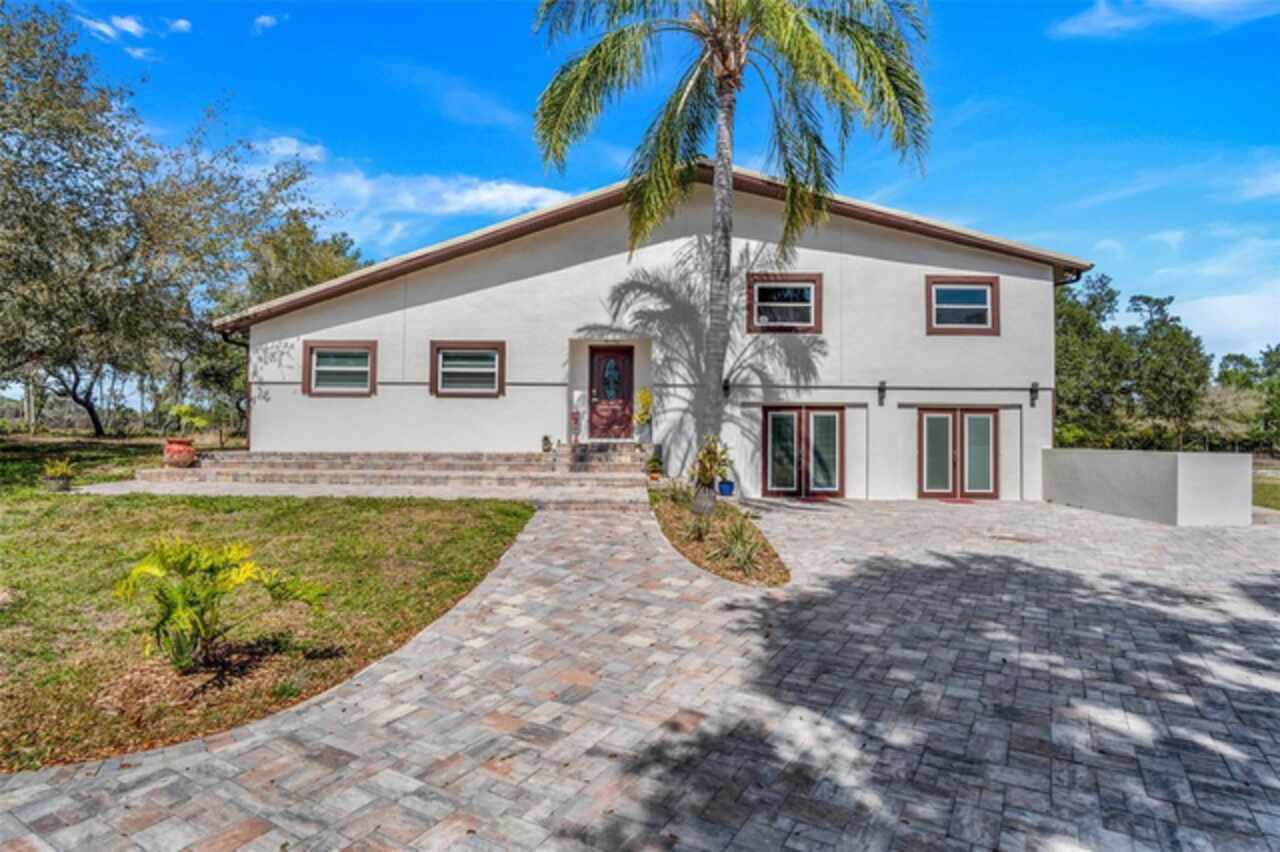 Eustis Real Estate