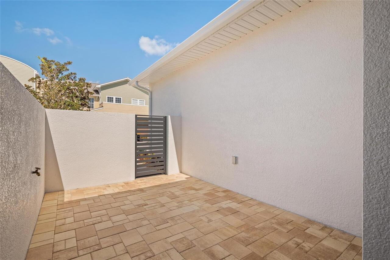 Listing Photo 28