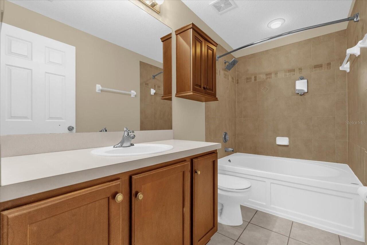 Listing Photo 16