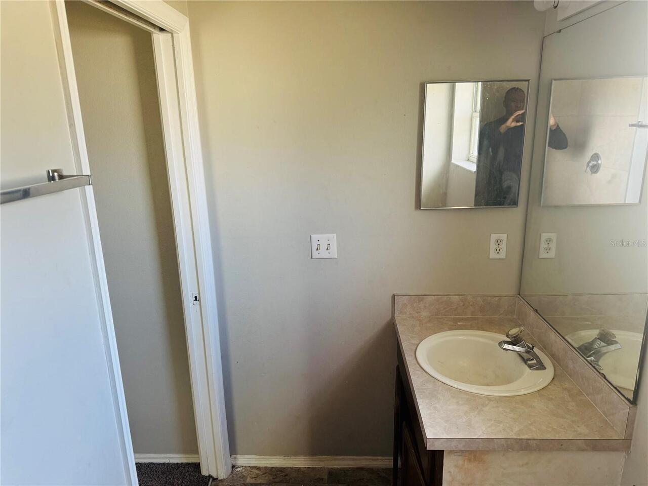 Listing Photo 12