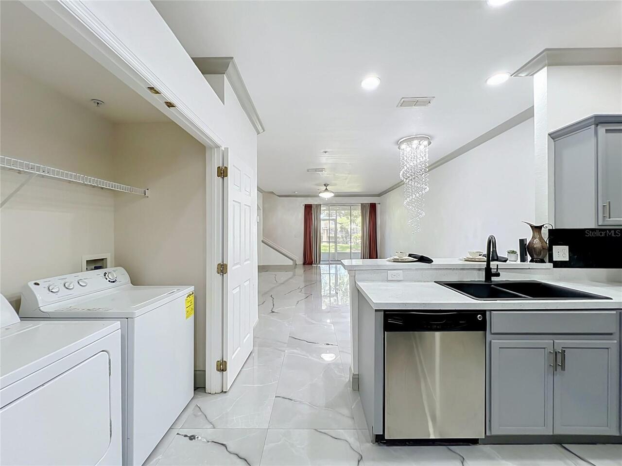 Listing Photo 9