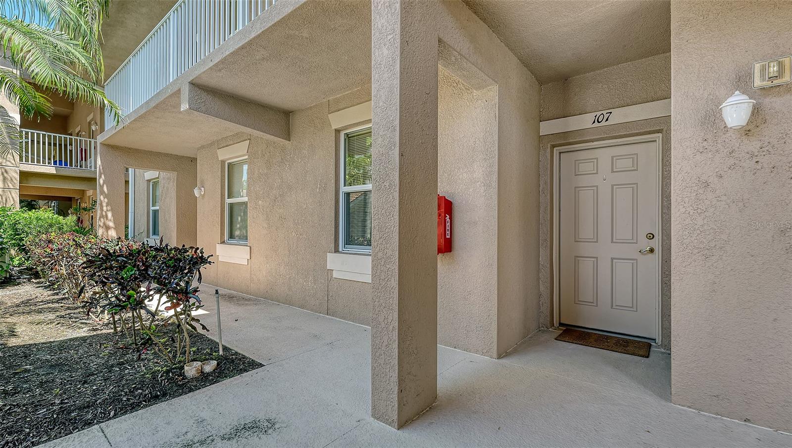 Listing Photo 9