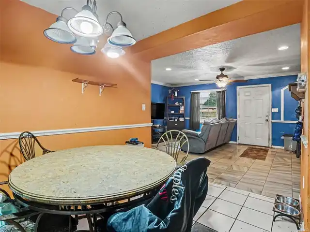 Listing Photo 9
