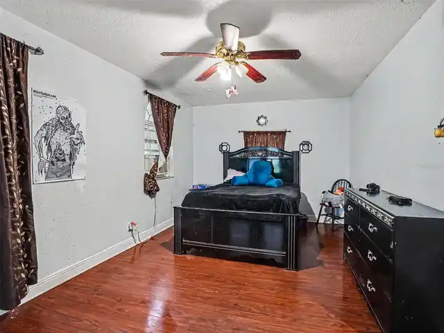 Listing Photo 14