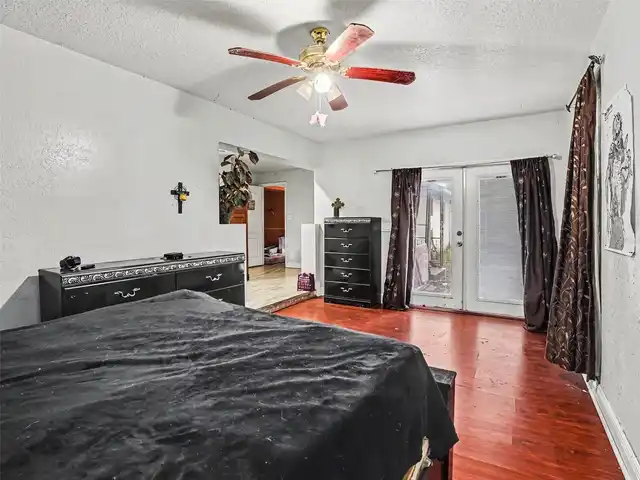 Listing Photo 16