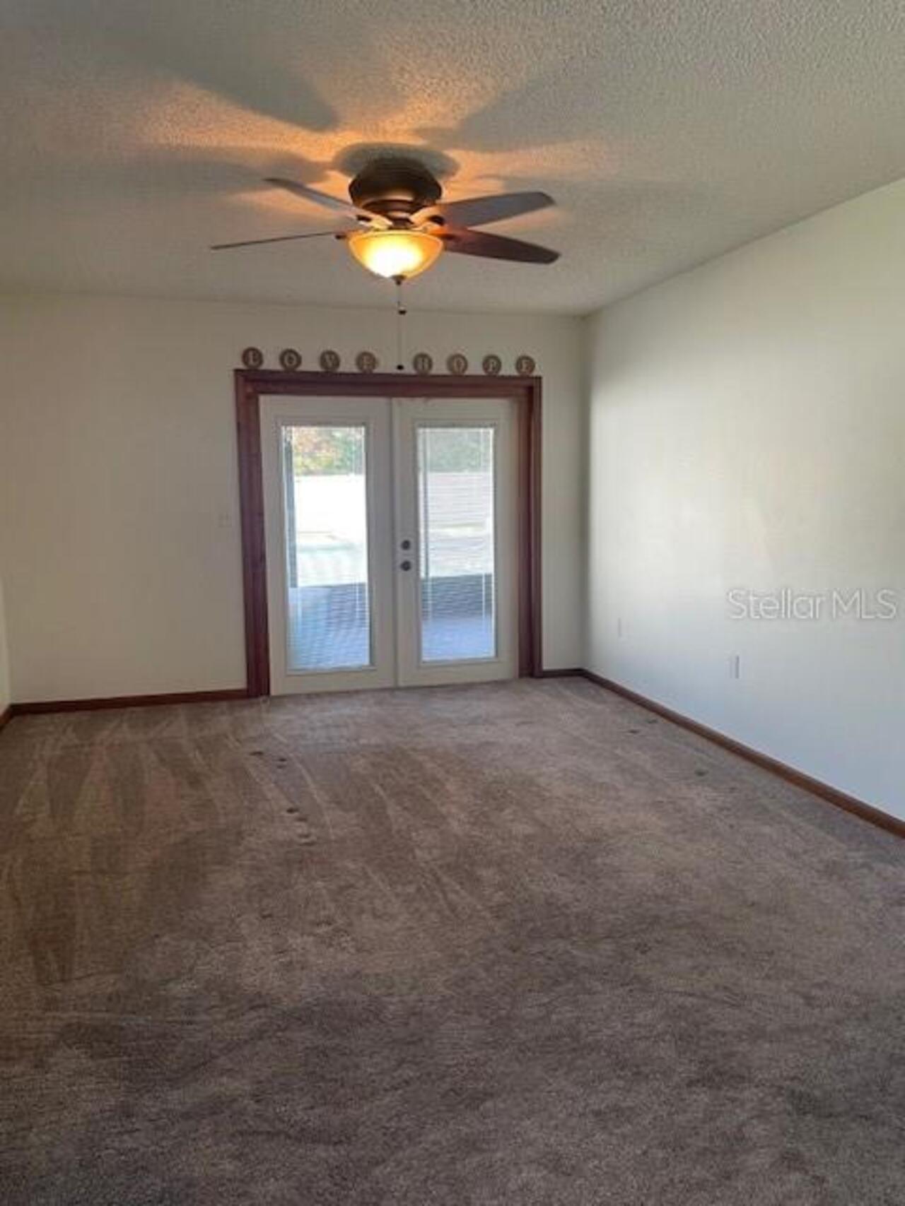 Listing Photo 9