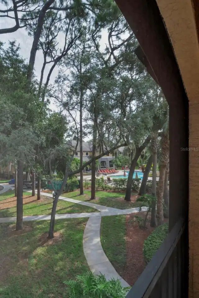 Listing Photo 14
