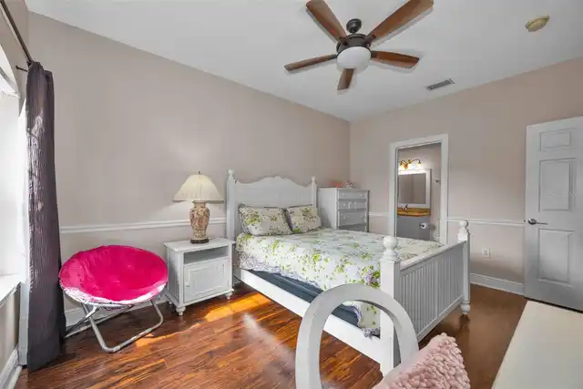 Listing Photo 29