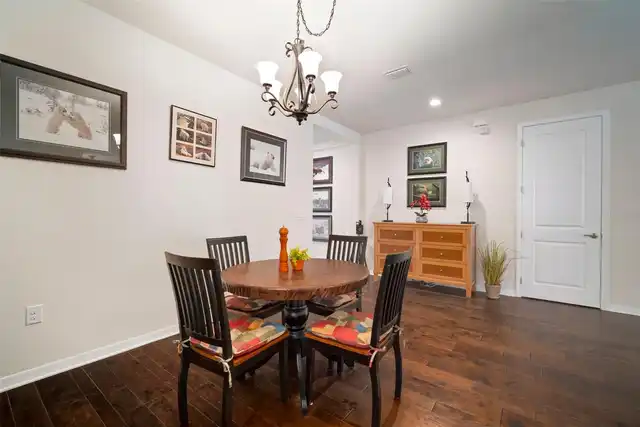 Listing Photo 34