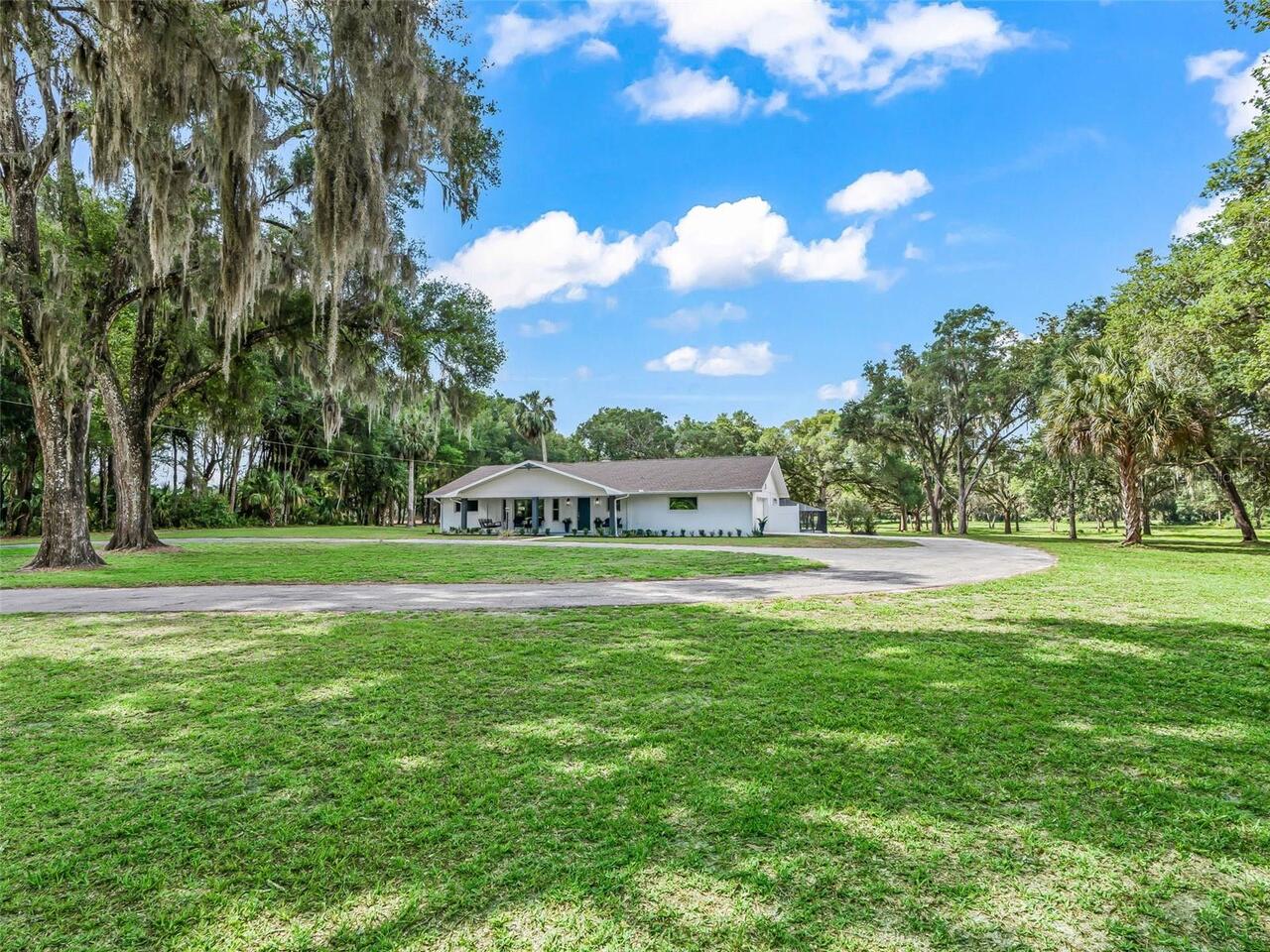 Listing Photo 8