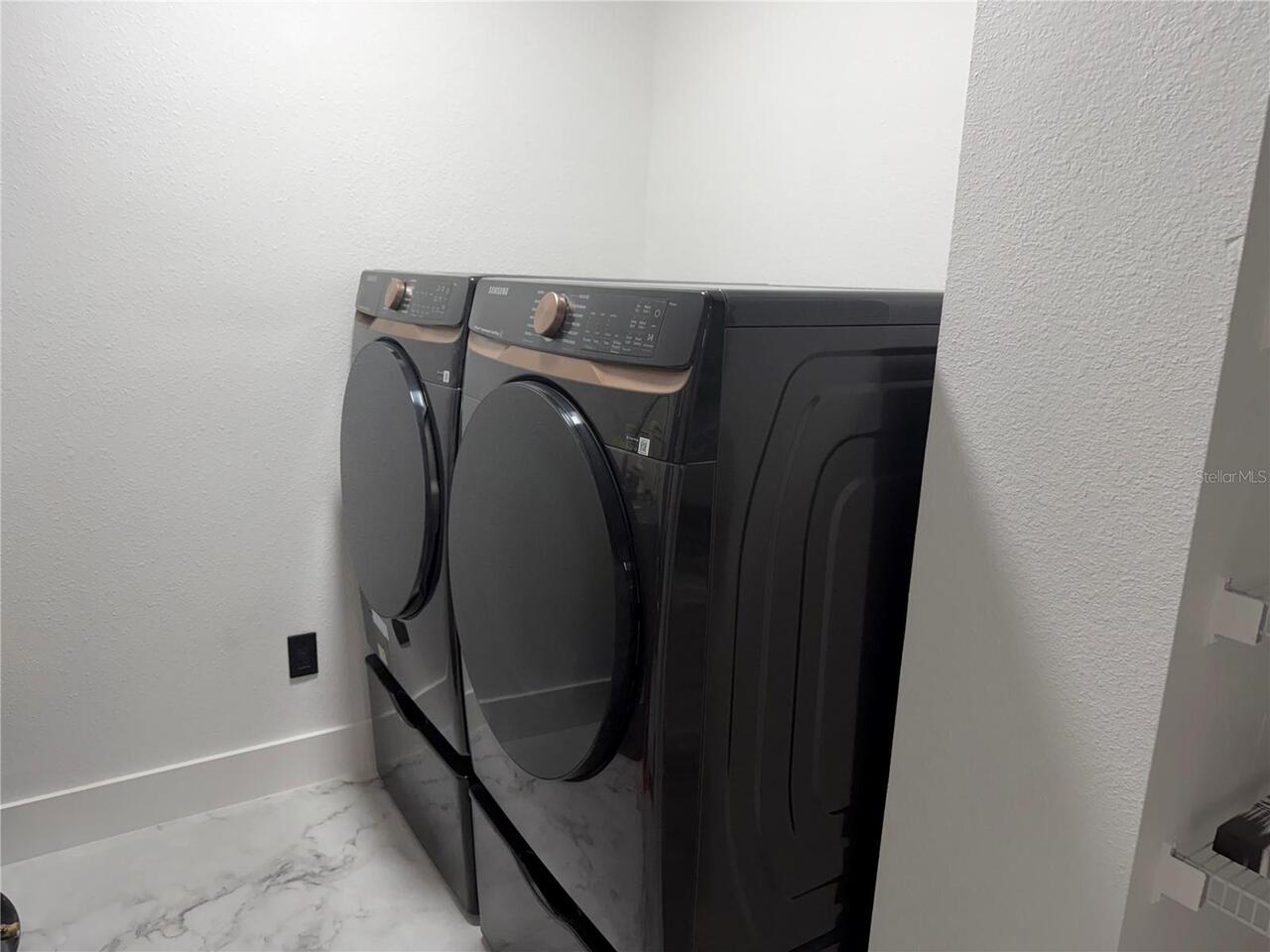Listing Photo 9