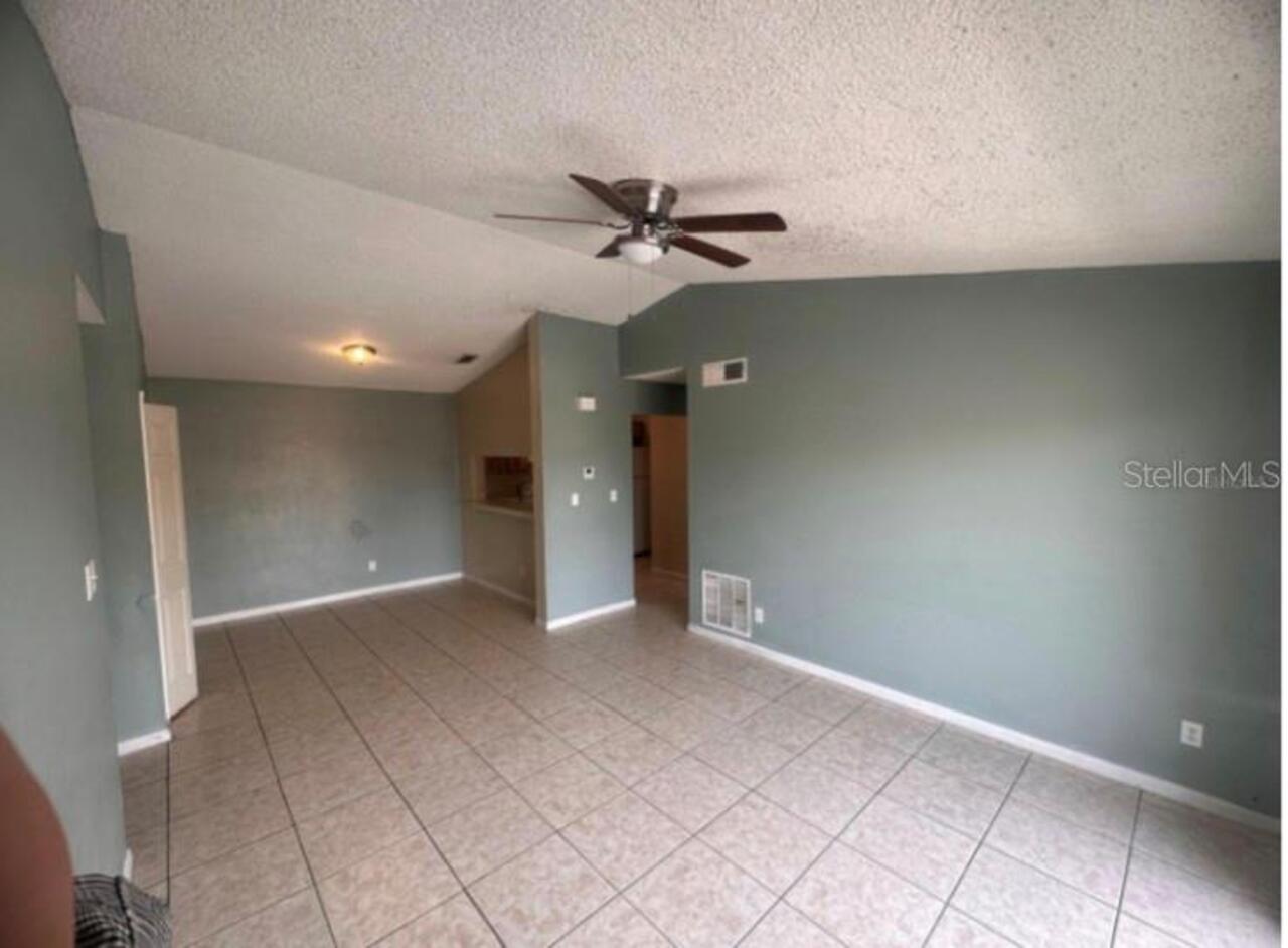 Listing Photo 9