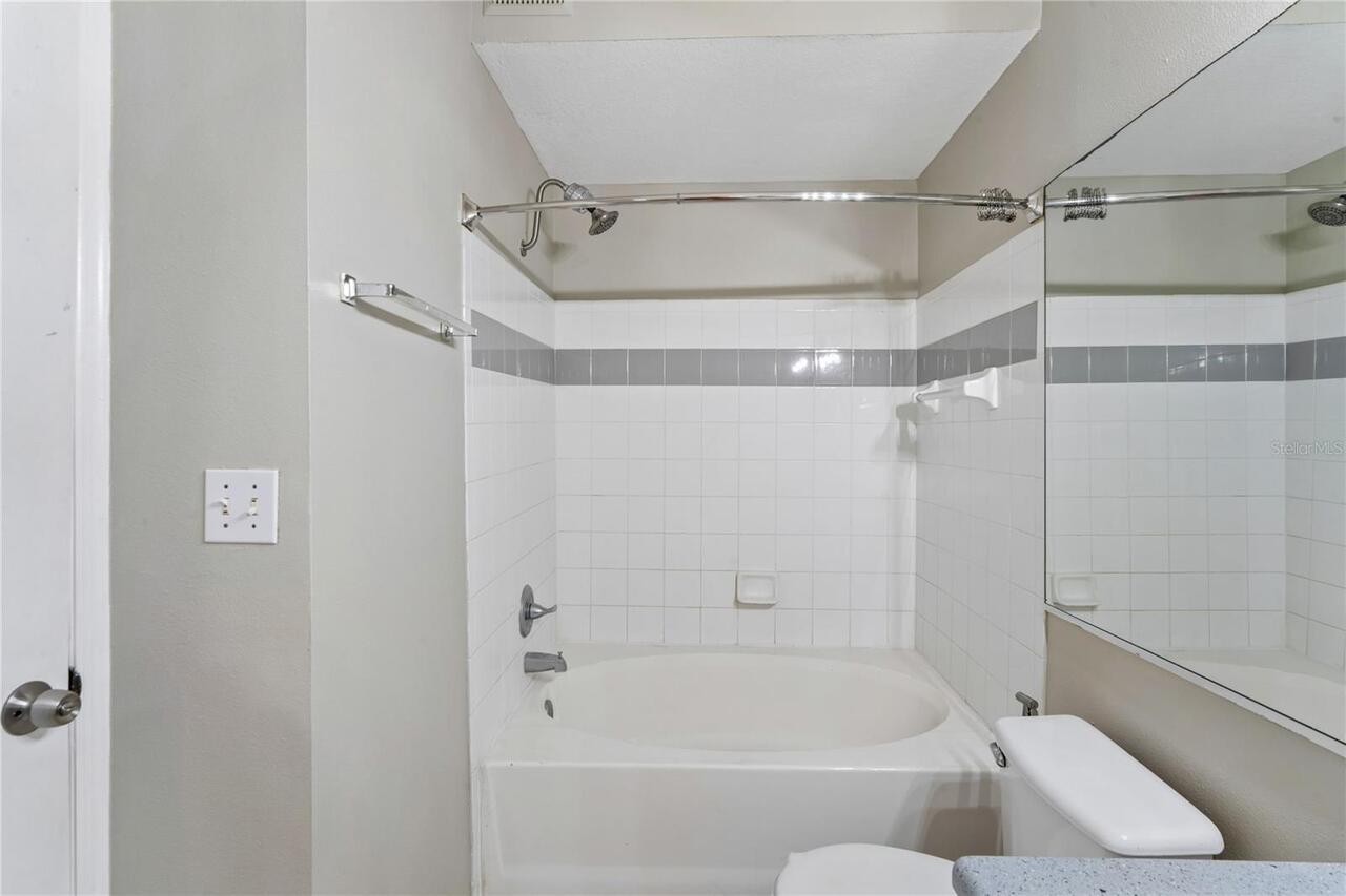 Listing Photo 24